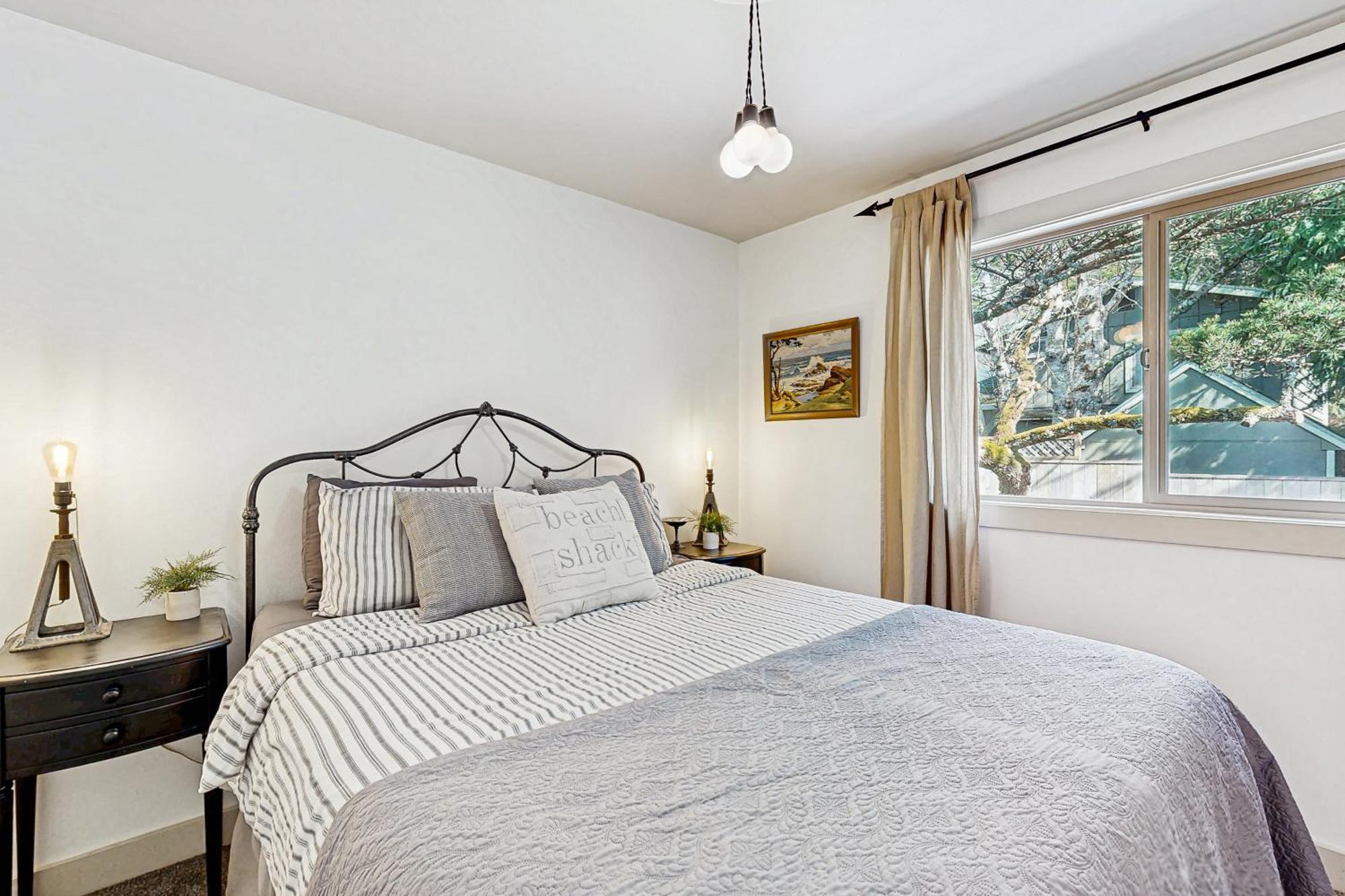 Calm Waters Villa Рокълей Бийч Екстериор снимка