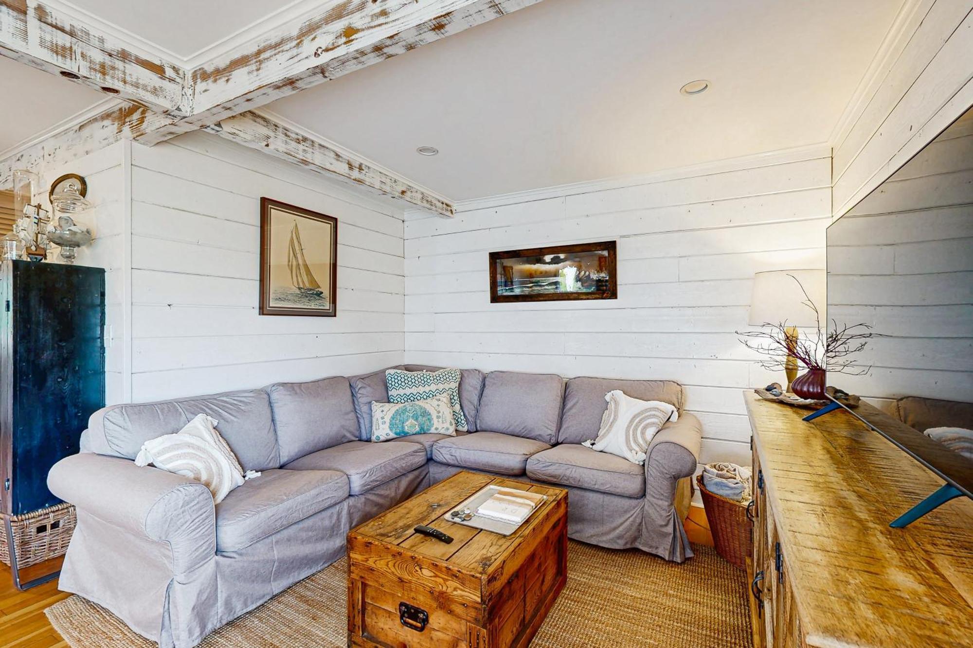 Calm Waters Villa Рокълей Бийч Екстериор снимка