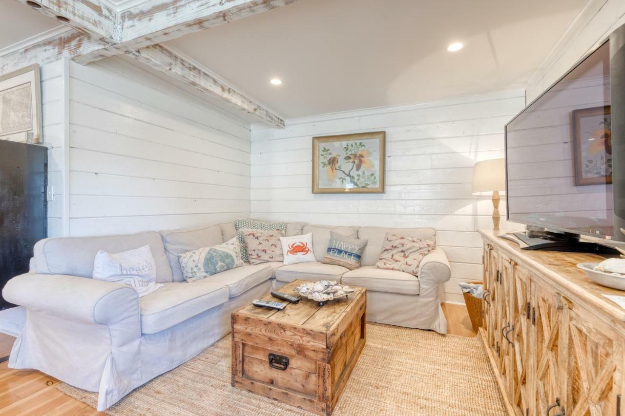 Calm Waters Villa Рокълей Бийч Екстериор снимка